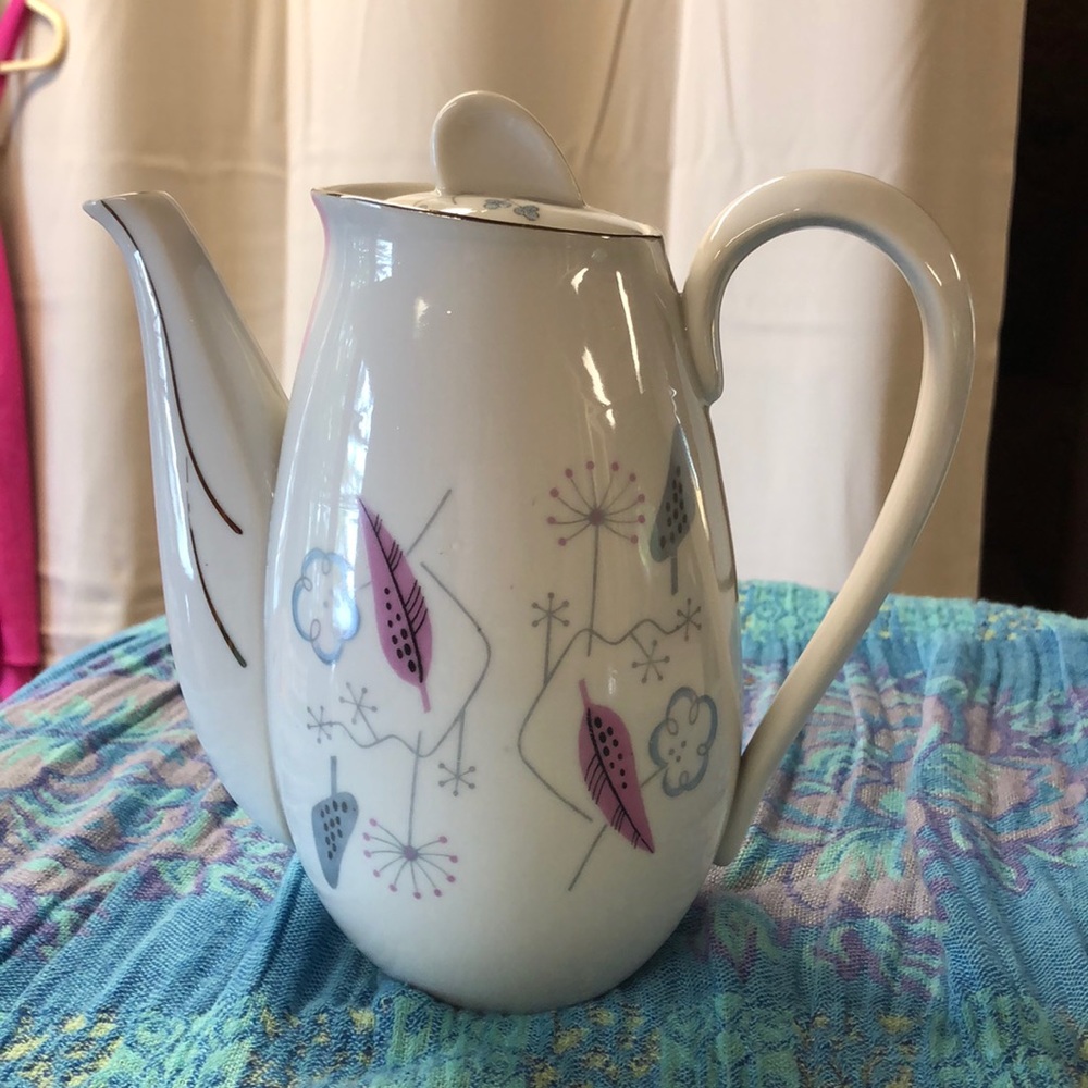Mid-century, Adorable teapot